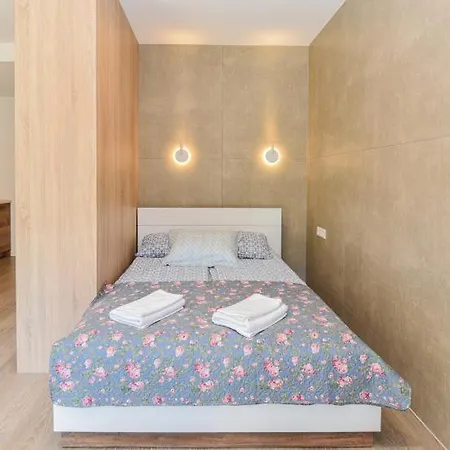 Happy Summer Holidays Apartment Juodkrante Exterior photo
