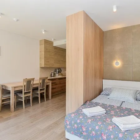 Happy Summer Holidays Apartment Juodkrante Exterior photo